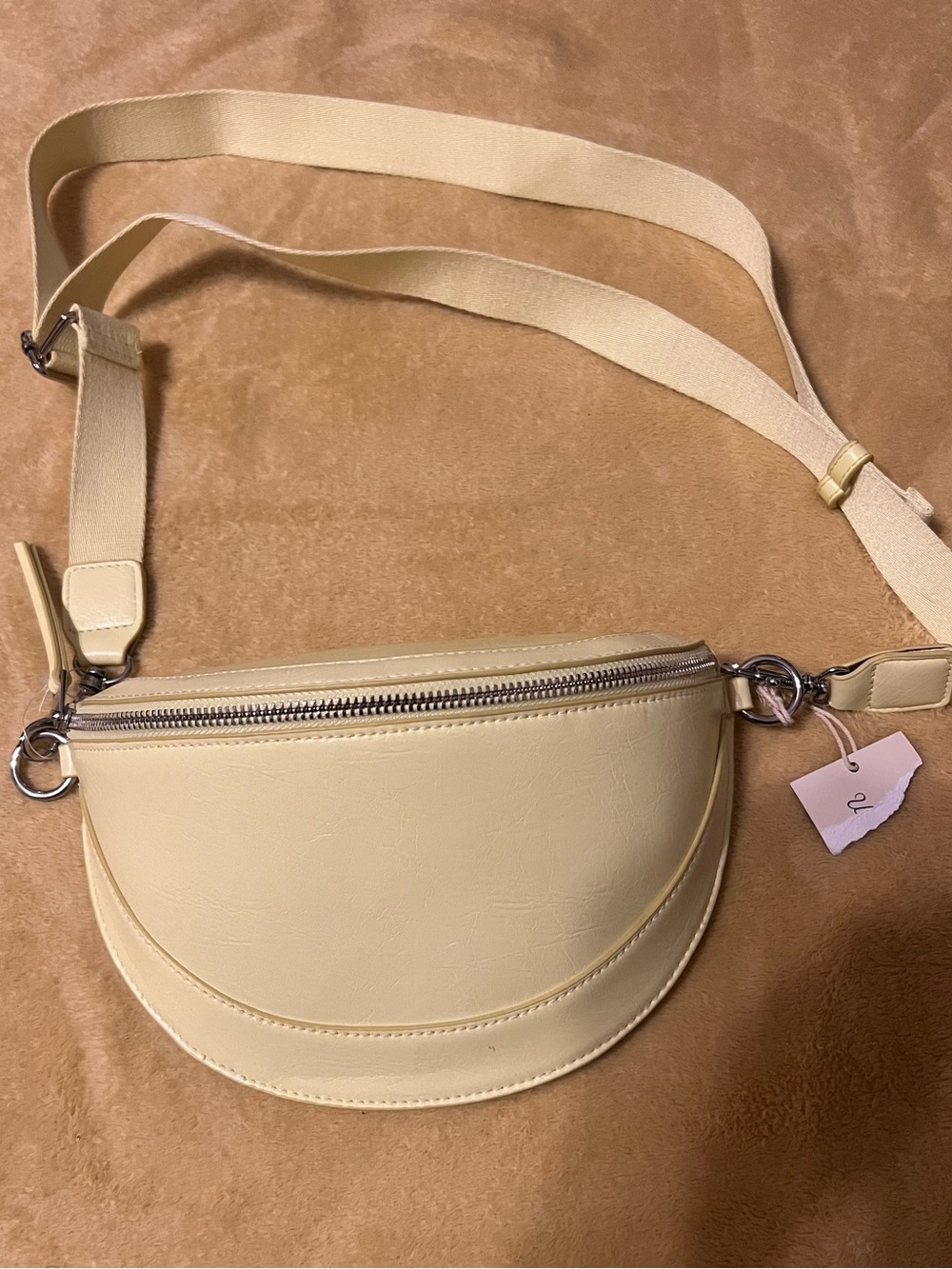 Universal Thread Yellow Small Crossbody Bag Zip Closure Adjustable Strap